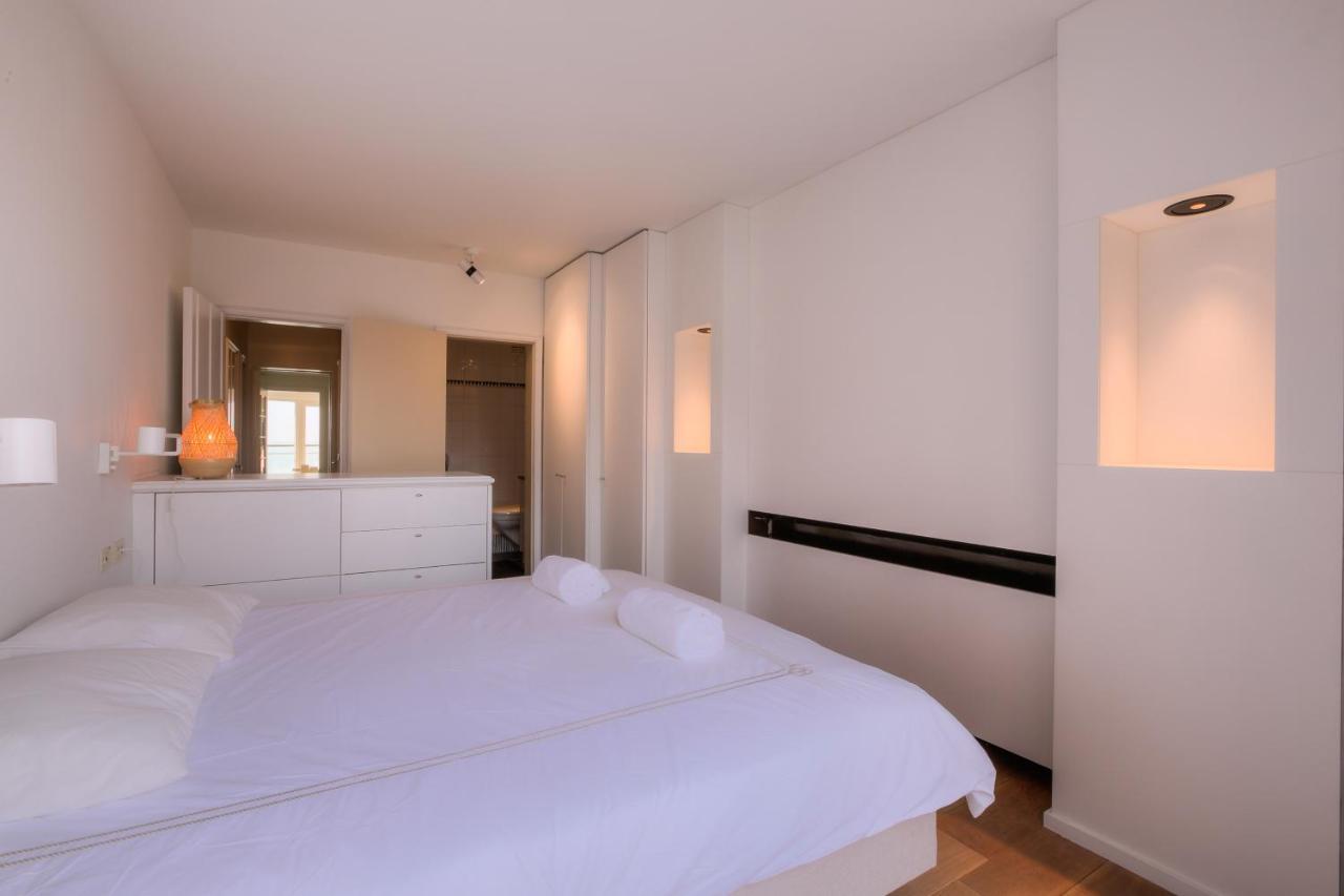 Apartment Appartementen Op De Zeedijk In Knokke Op De 3E En 4E Verdieping Van Logie Marie Knokke-Heist