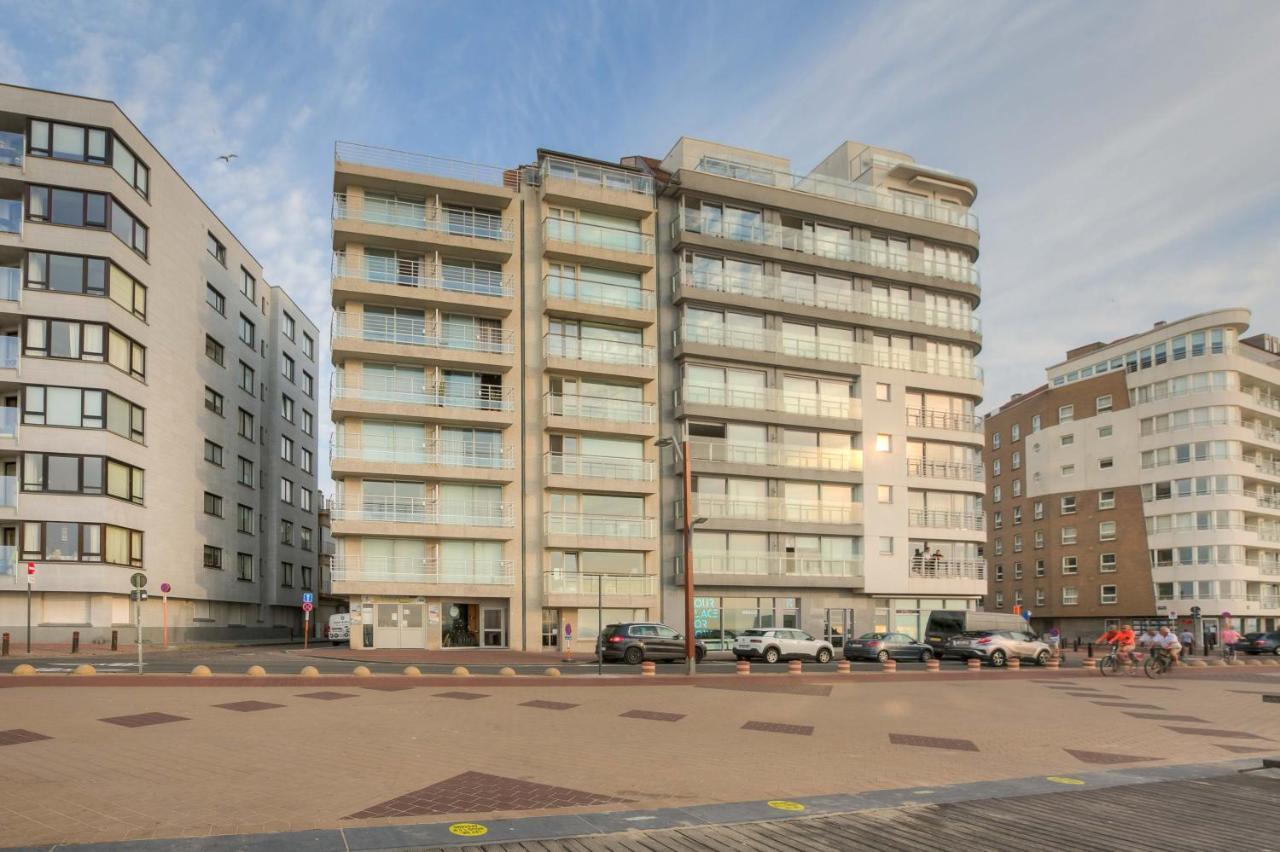 Appartementen Op De Zeedijk In Knokke Op De 3E En 4E Verdieping Van Logie Marie Knokke-Heist