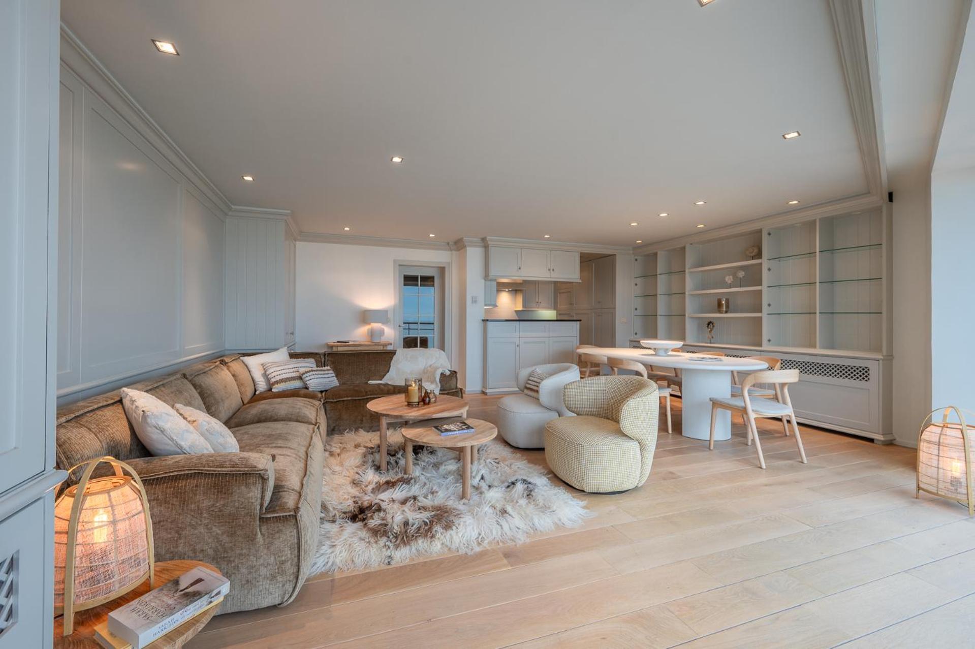 Appartementen Op De Zeedijk In Knokke Op De 3E En 4E Verdieping Van Logie Marie Apartment *
