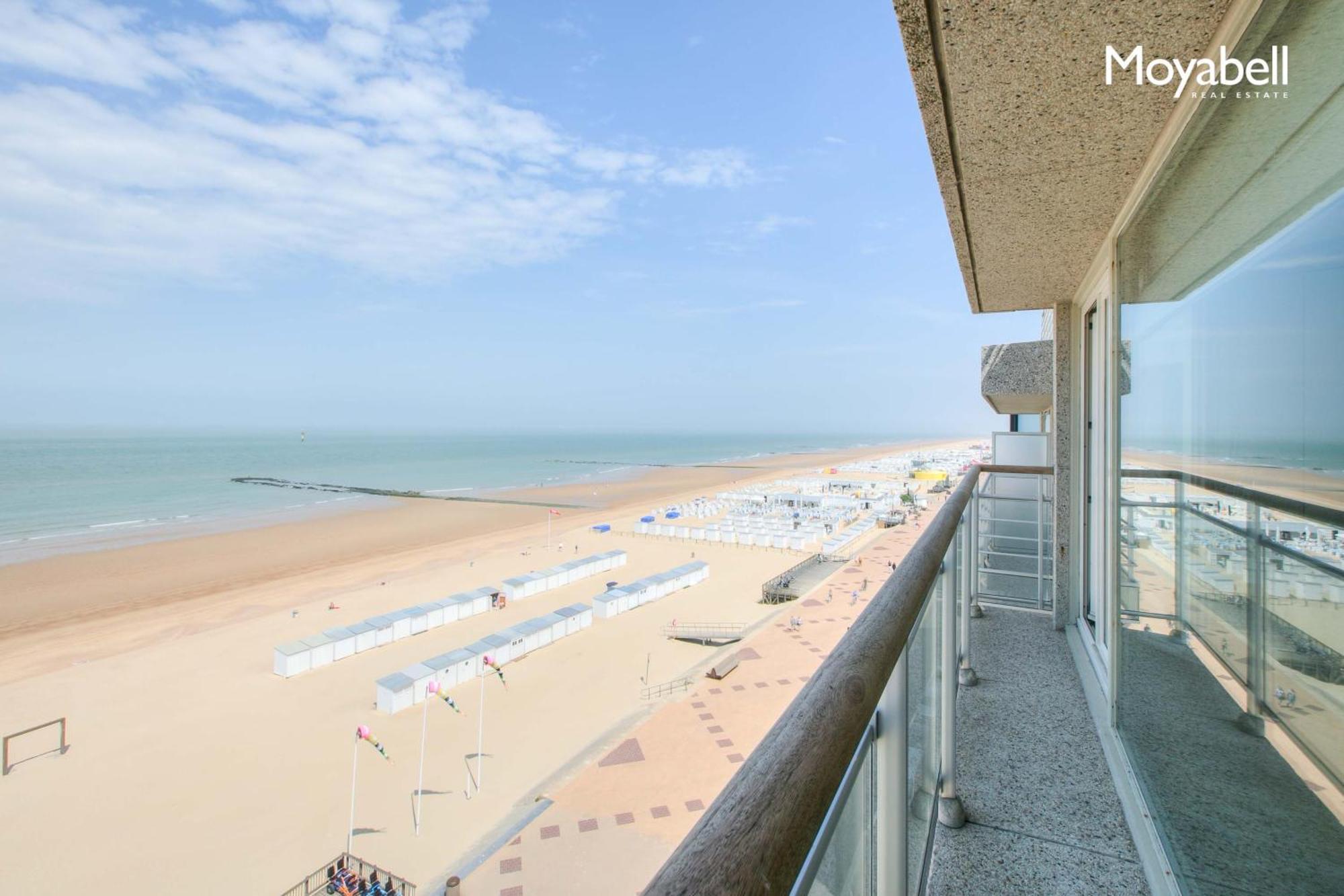 Apartment Appartementen Op De Zeedijk In Knokke Op De 3E En 4E Verdieping Van Logie Marie Knokke-Heist